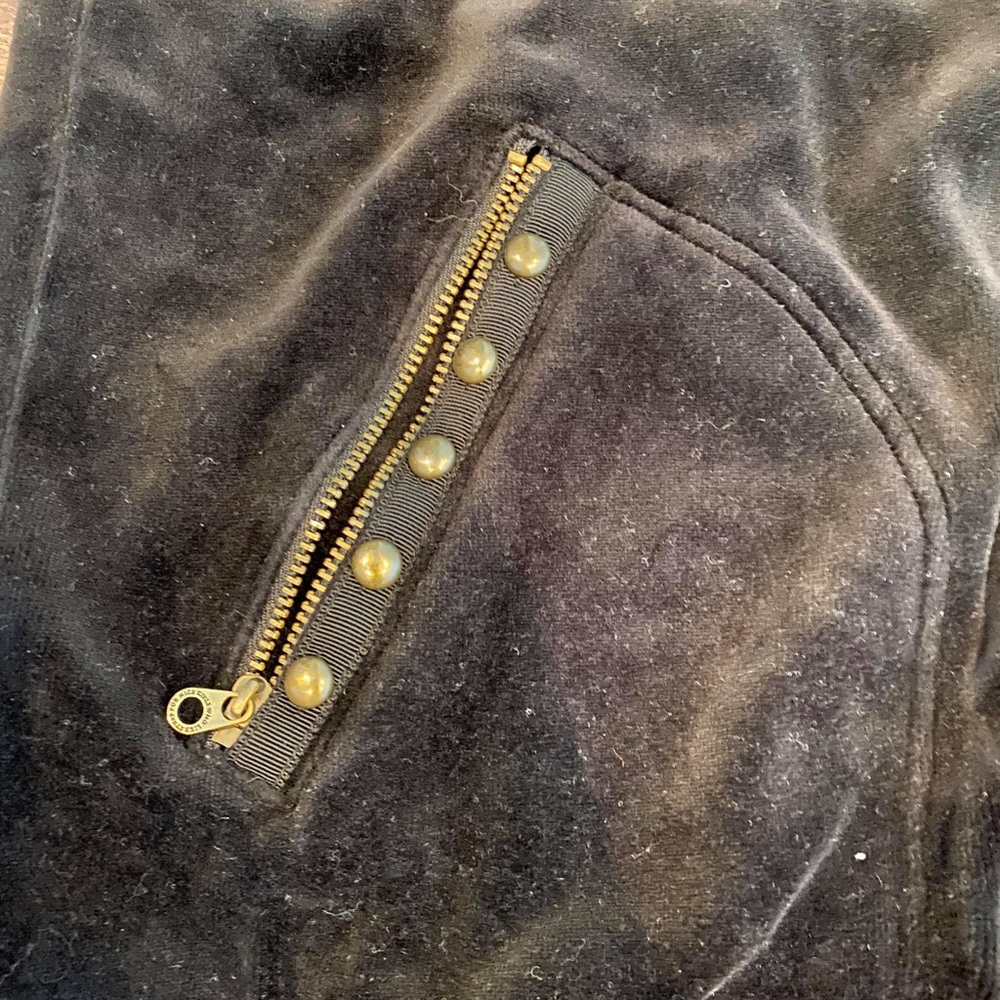 BOGO Juicy Couture Sweater - Picture 4 of 4